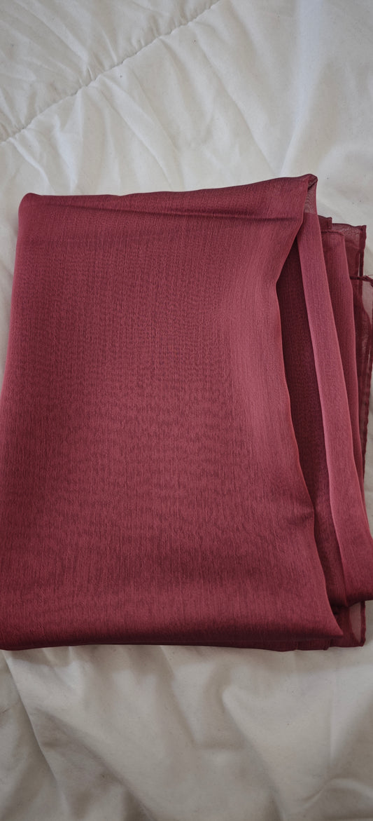 Hijab mousseline satiné pourpre