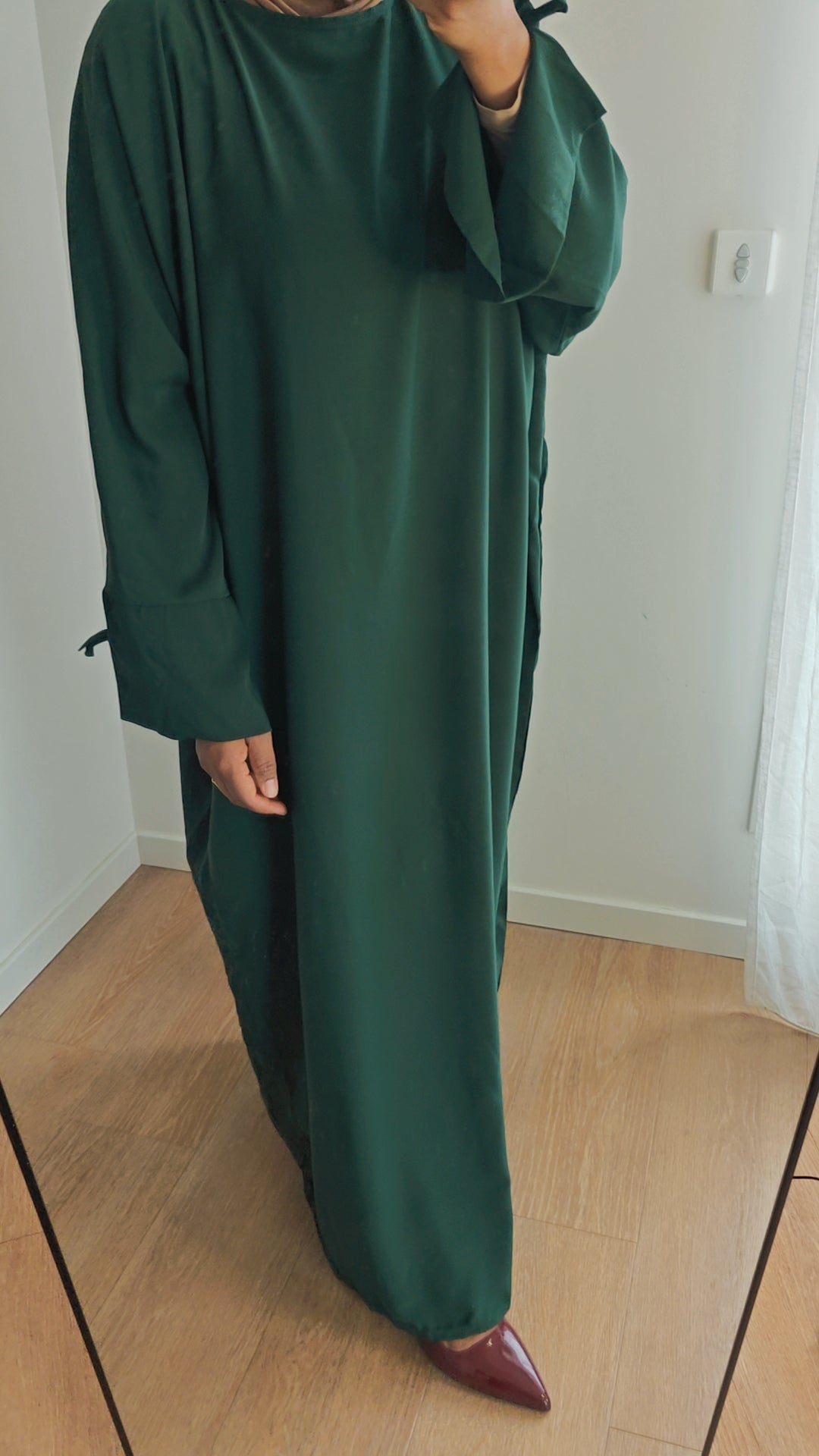 Abaya ample à nœud vert