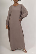 Abaya à manches serrées taupe