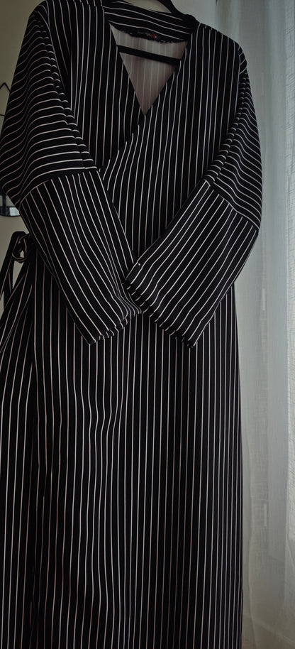 Robe cache coeur rayures Noir