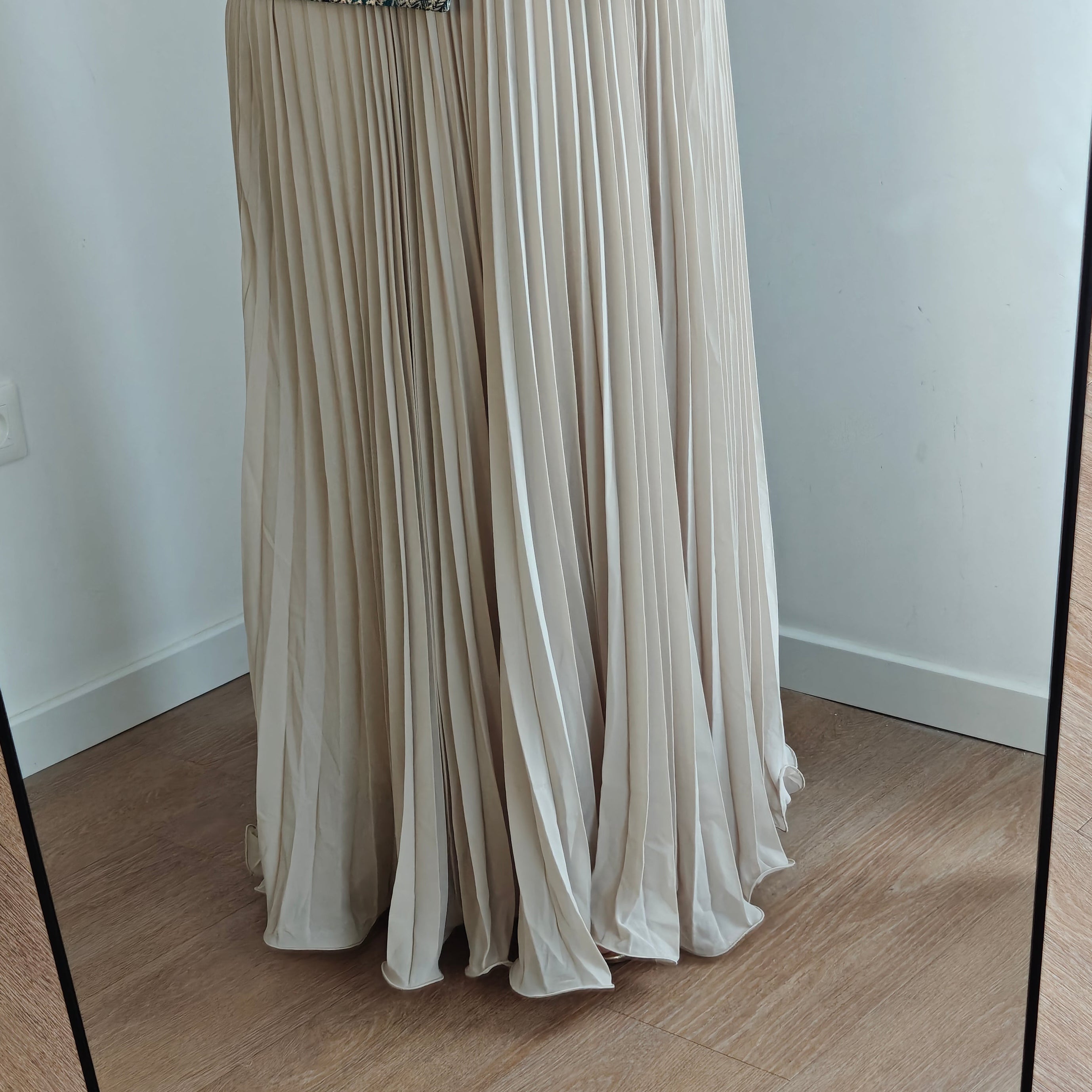 Jupe plissée vaporeuse Beige