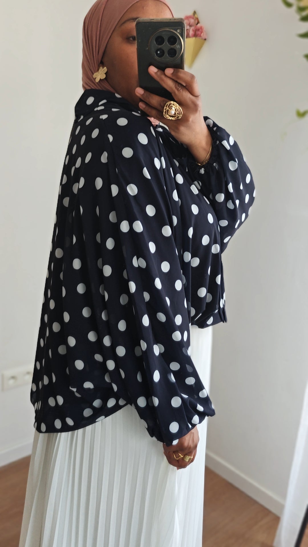 Blouse à pois bleu marine