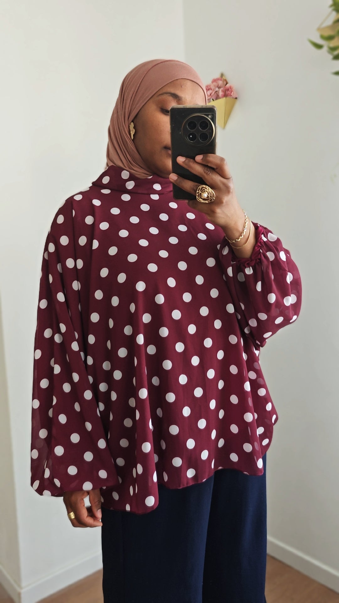 Blouse à pois bleu marine