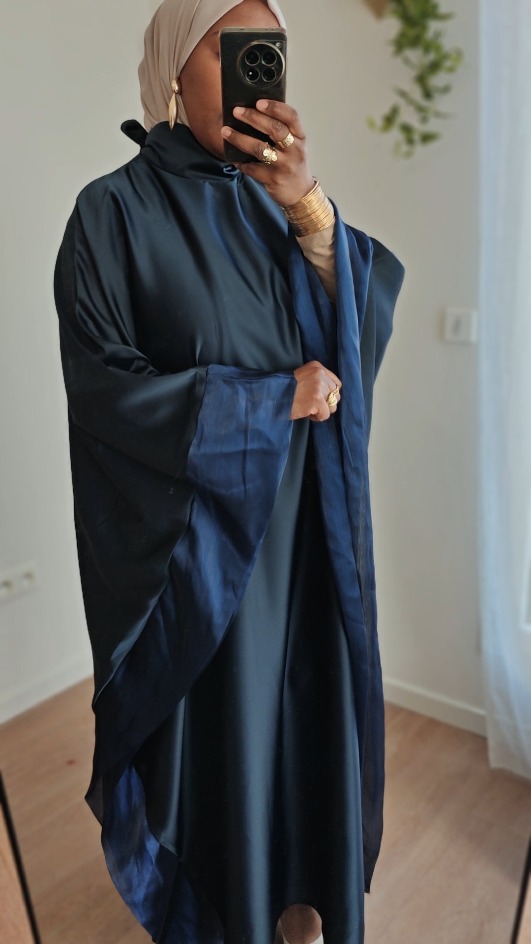 Abaya Nour