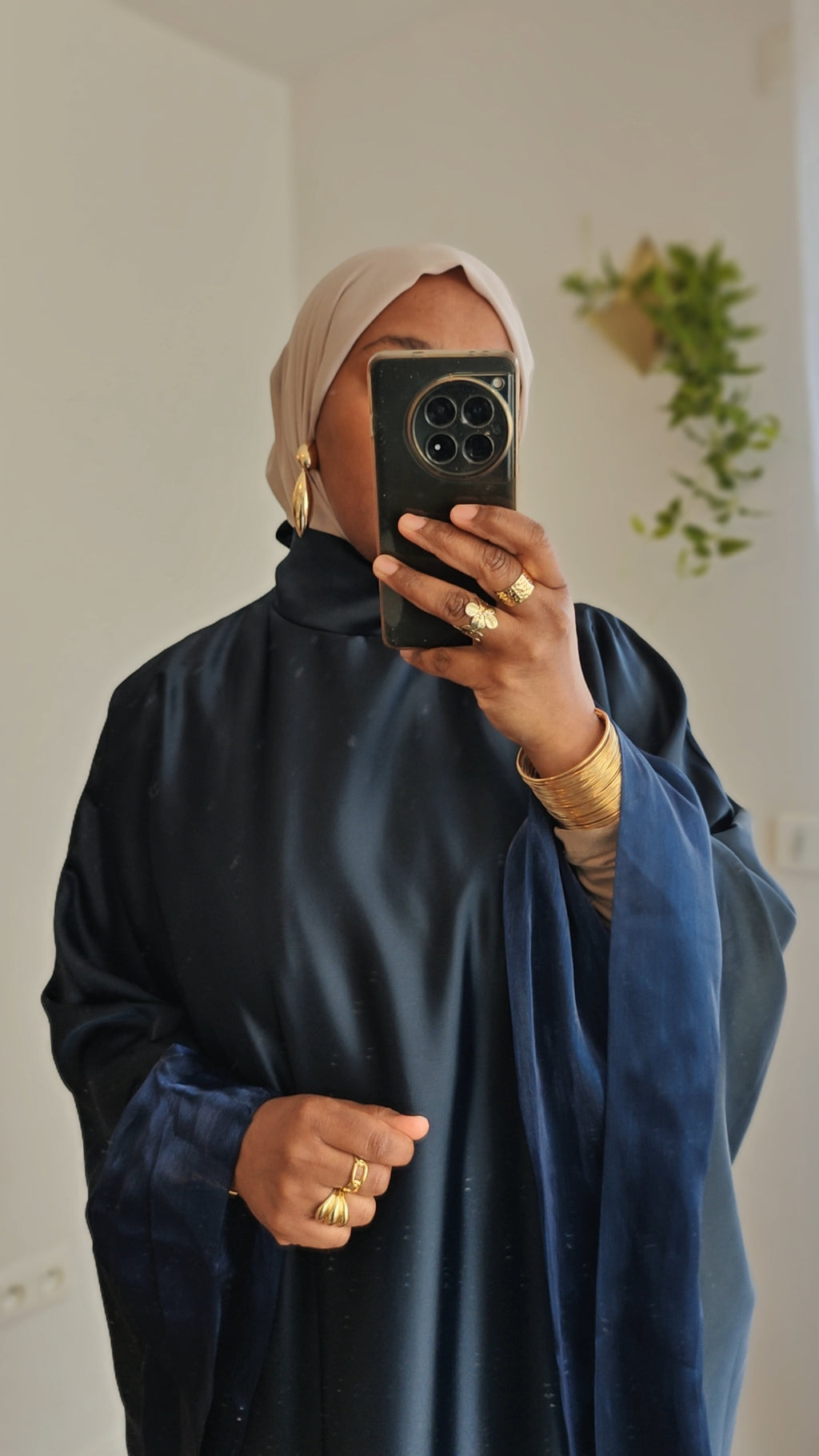 Abaya Nour