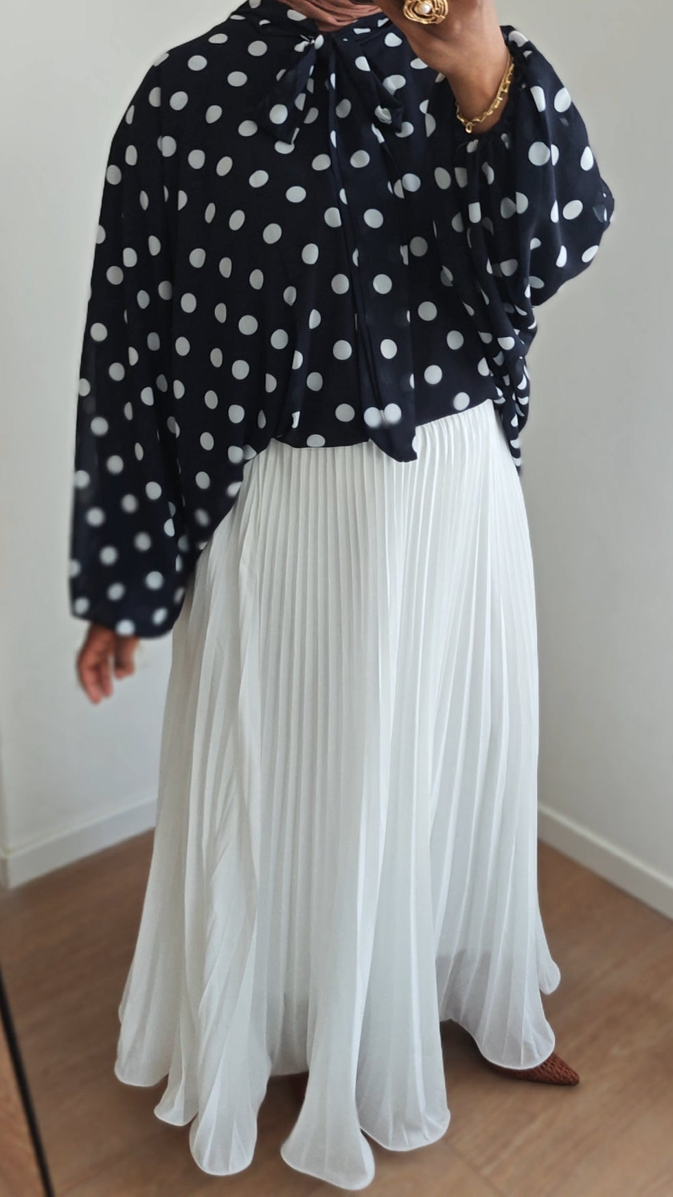 Blouse à pois bleu marine